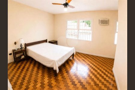 Casa à venda com 3 quartos, 170m² em Jardim das Acacias, São Paulo