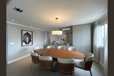 Apartamento à venda com 158m², 3 quartos e 2 vagas