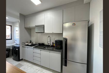 Apartamento à venda com 55m², 2 quartos e 1 vaga Apartamento à venda com 55m², 2 quartos e 1 vagaCozinha