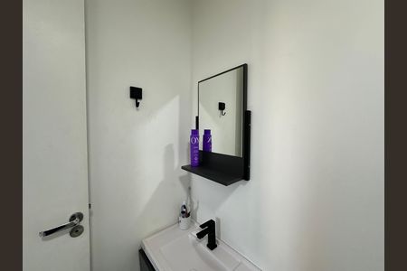 Apartamento à venda com 55m², 2 quartos e 1 vaga Apartamento à venda com 55m², 2 quartos e 1 vagaBanheiro