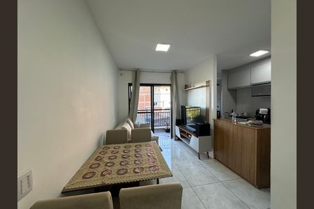 Apartamento à venda com 55m², 2 quartos e 1 vaga Apartamento à venda com 55m², 2 quartos e 1 vagaSala