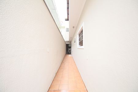 Casa à venda com 189m², 3 quartos e 2 vagasCorredor Externo