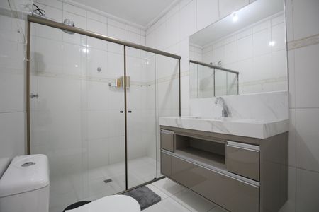 Casa à venda com 189m², 3 quartos e 2 vagasBanheiro da Suíte