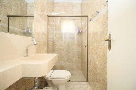 Casa à venda com 189m², 3 quartos e 2 vagasBanheiro