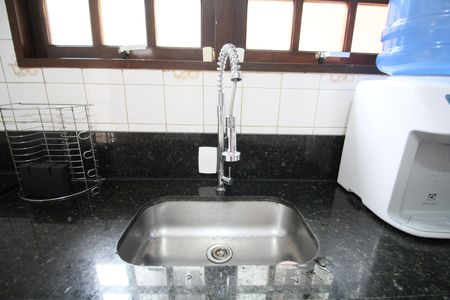 Casa à venda com 189m², 3 quartos e 2 vagasCozinha