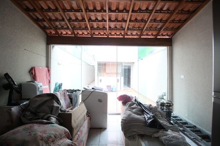 Casa à venda com 189m², 3 quartos e 2 vagasÁrea dos Fundos