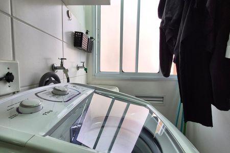Apartamento à venda com 43m², 2 quartos e 1 vaga Apartamento à venda com 43m², 2 quartos e 1 vagaÁrea de Serviço