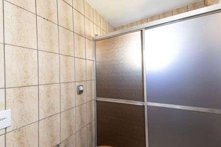 Casa para alugar com 100m², 3 quartos e 1 vaga Casa para alugar com 100m², 3 quartos e 1 vagaBanheiro da Suíte