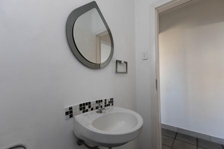 Casa para alugar com 100m², 3 quartos e 1 vaga Casa para alugar com 100m², 3 quartos e 1 vagaLavabo