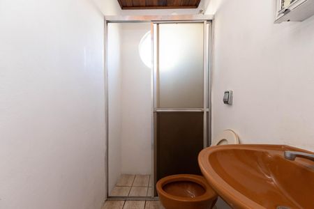 Casa para alugar com 100m², 3 quartos e 1 vaga Casa para alugar com 100m², 3 quartos e 1 vagaBanheiro 2