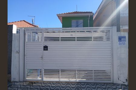 Casa para alugar com 100m², 3 quartos e 1 vaga Casa para alugar com 100m², 3 quartos e 1 vagaFachada / Placa