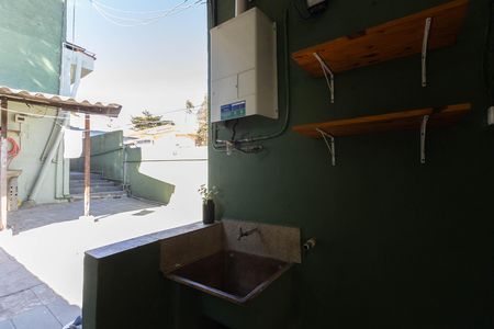 Casa para alugar com 100m², 3 quartos e 1 vaga Casa para alugar com 100m², 3 quartos e 1 vagaÁrea de Serviço casa 2