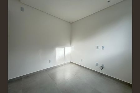 Casa para alugar com 55m², 2 quartos e 1 vagaQuarto 