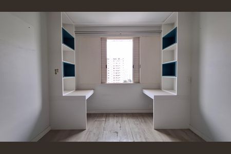 Apartamento para alugar com 192m², 3 quartos e 2 vagas Apartamento para alugar com 192m², 3 quartos e 2 vagasQuarto 2
