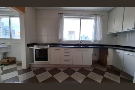 Apartamento para alugar com 192m², 3 quartos e 2 vagas Apartamento para alugar com 192m², 3 quartos e 2 vagasCozinha