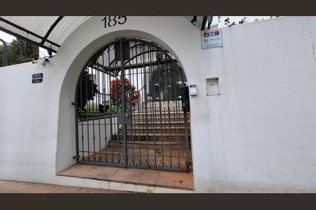 Apartamento para alugar com 192m², 3 quartos e 2 vagas Apartamento para alugar com 192m², 3 quartos e 2 vagasFachada
