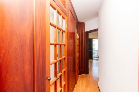 Apartamento para alugar com 217m², 3 quartos e 3 vagas Apartamento para alugar com 217m², 3 quartos e 3 vagasSuíte 1