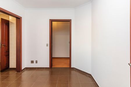 Apartamento para alugar com 217m², 3 quartos e 3 vagas Apartamento para alugar com 217m², 3 quartos e 3 vagasCopa