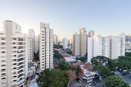 Apartamento para alugar com 217m², 3 quartos e 3 vagas Apartamento para alugar com 217m², 3 quartos e 3 vagasVista da Suíte 3