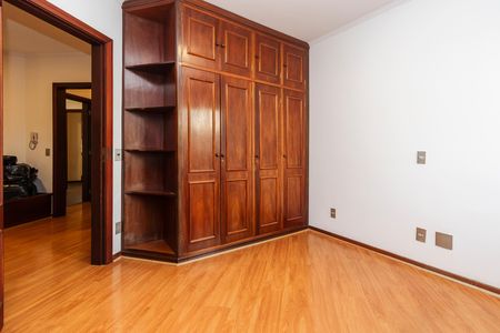 Apartamento para alugar com 217m², 3 quartos e 3 vagas Apartamento para alugar com 217m², 3 quartos e 3 vagasSuíte 2