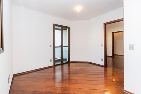 Apartamento para alugar com 217m², 3 quartos e 3 vagas Apartamento para alugar com 217m², 3 quartos e 3 vagasSala