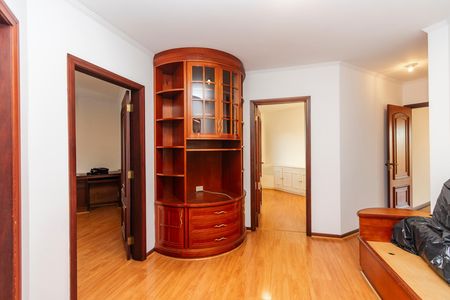 Apartamento para alugar com 217m², 3 quartos e 3 vagas Apartamento para alugar com 217m², 3 quartos e 3 vagasHall das Suítes