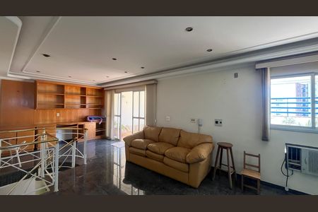 Apartamento para alugar com 184m², 3 quartos e 4 vagas