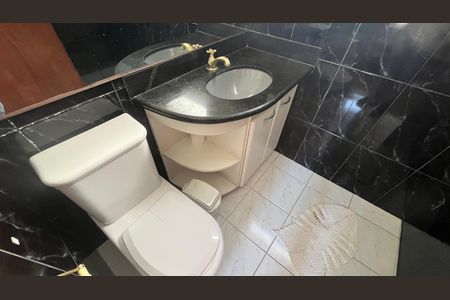 Apartamento para alugar com 184m², 3 quartos e 4 vagas
