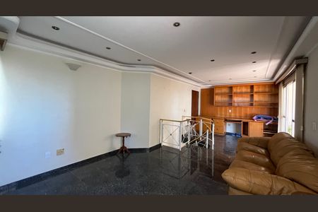 Apartamento para alugar com 184m², 3 quartos e 4 vagas