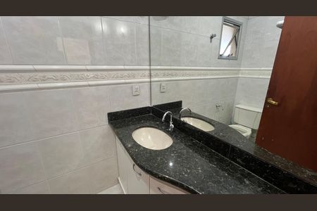 Apartamento para alugar com 184m², 3 quartos e 4 vagas