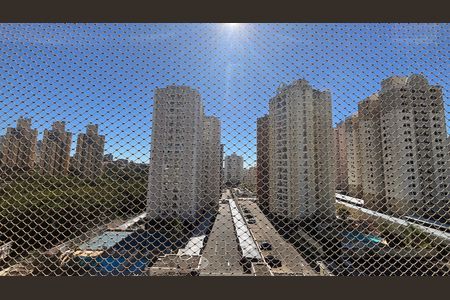 Apartamento para alugar com 184m², 3 quartos e 4 vagas