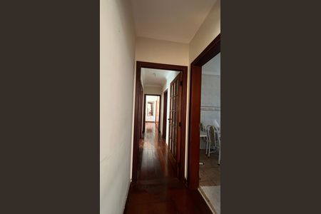 Apartamento para alugar com 184m², 3 quartos e 4 vagas