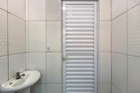 Casa para alugar com 150m², 3 quartos e 1 vaga Casa para alugar com 150m², 3 quartos e 1 vagaBanheiro da Suíte
