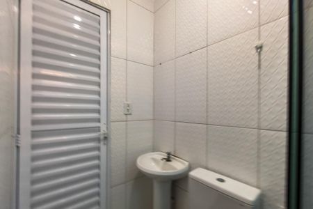Casa para alugar com 150m², 3 quartos e 1 vaga Casa para alugar com 150m², 3 quartos e 1 vagaBanheiro