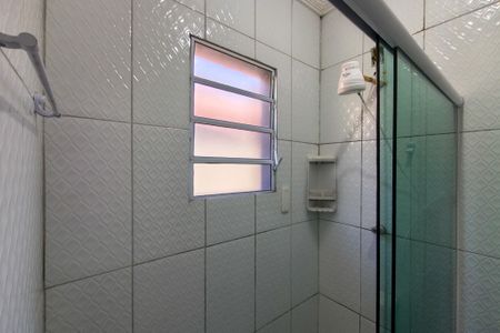 Casa para alugar com 150m², 3 quartos e 1 vaga Casa para alugar com 150m², 3 quartos e 1 vagaBanheiro da Suíte