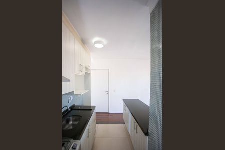 Apartamento para alugar com 60m², 3 quartos e 1 vagaÁrea de Serviço
