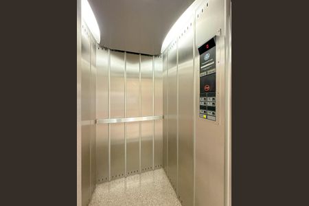 Apartamento para alugar com 62m², 2 quartos e 1 vagaElevador
