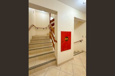 Apartamento para alugar com 62m², 2 quartos e 1 vagaHall social