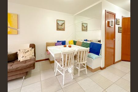 Sala de Jantar de apartamento para alugar com 2 quartos, 62m² em Canasvieiras, Florianópolis