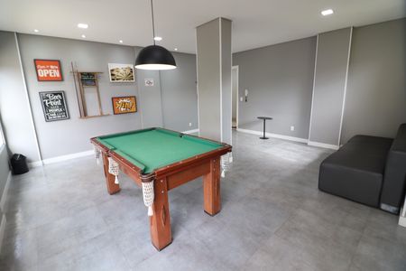 Apartamento para alugar com 50m², 2 quartos e 1 vagaÁrea comum - Sala de jogos