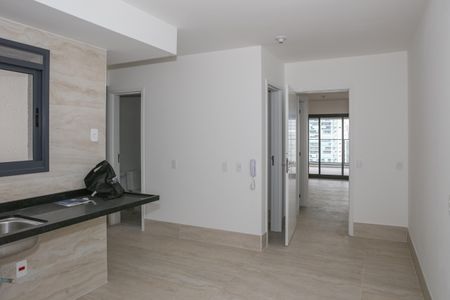 Apartamento à venda com 188m², 3 quartos e 2 vagas Apartamento à venda com 188m², 3 quartos e 2 vagasCozinha e Área de Serviço