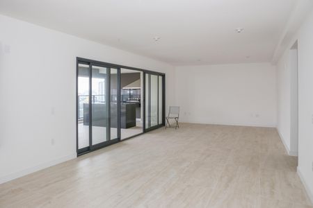 Apartamento à venda com 188m², 3 quartos e 2 vagas Apartamento à venda com 188m², 3 quartos e 2 vagasSala