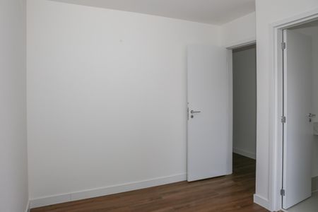 Apartamento à venda com 188m², 3 quartos e 2 vagas Apartamento à venda com 188m², 3 quartos e 2 vagasSuíte 2