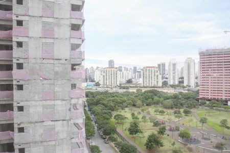 Apartamento à venda com 188m², 3 quartos e 2 vagas Apartamento à venda com 188m², 3 quartos e 2 vagasVista da Suíte 2