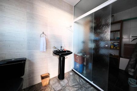 Casa à venda com 400m², 4 quartos e 4 vagasBanheiro 3