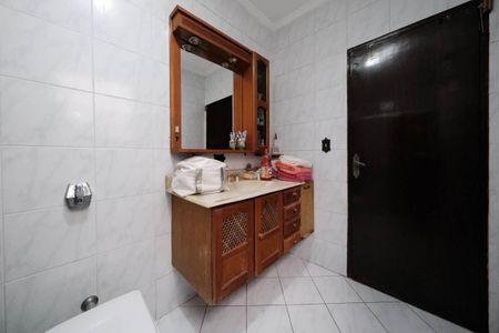 Casa à venda com 400m², 4 quartos e 4 vagasBanheiro 1