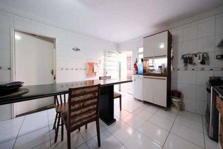 Casa à venda com 400m², 4 quartos e 4 vagasCozinha