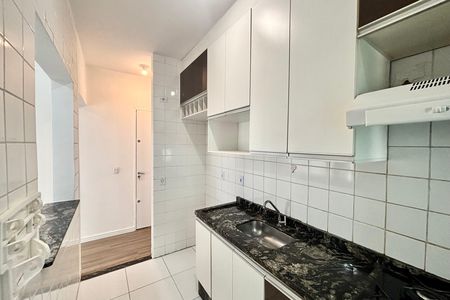 Apartamento para alugar com 68m², 3 quartos e 1 vaga Apartamento para alugar com 68m², 3 quartos e 1 vagaCozinha - Armários