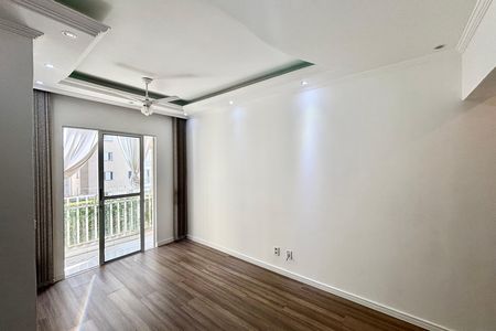 Sala  de apartamento para alugar com 3 quartos, 68m² em Jardim Sao Miguel, Ferraz de Vasconcelos