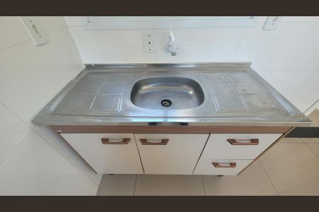 Sala/Cozinha de kitnet/studio para alugar com 1 quarto, 37m² em Chácara Mafalda, São Paulo